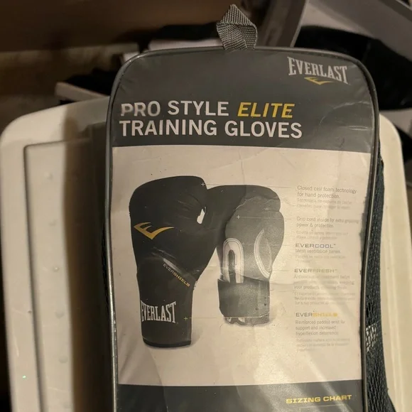 Everlast Pro Style Elite Training Gloves - Picture 3 of 5